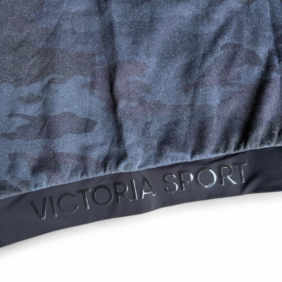 Victoria's Secret Sport Camouflage Crop Sweatshirt Size Medium - Picture 4 of 6